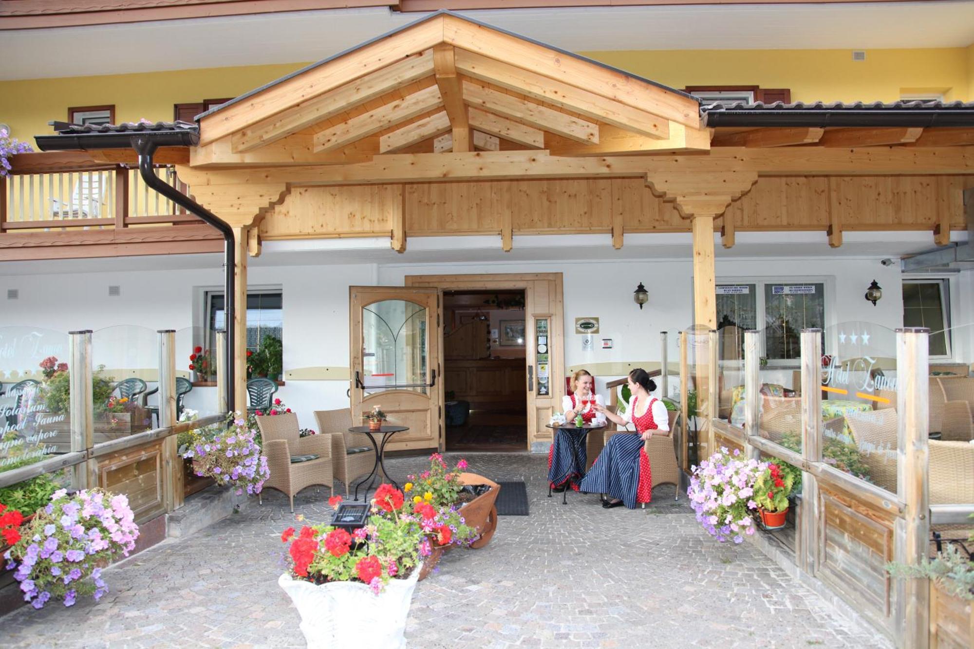 Ziano di Fiemme Hotel Zanon מראה חיצוני תמונה